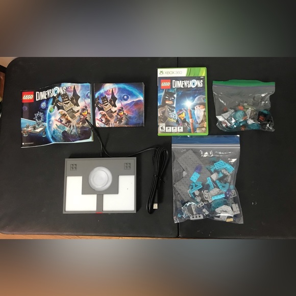Lego DIMENSIONS #71173 Batman XBOX 360 Starter Pack Building Toy Set READ PLS - Picture 1 of 9